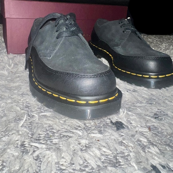 Dr. Martens Durango + Split Suede Black